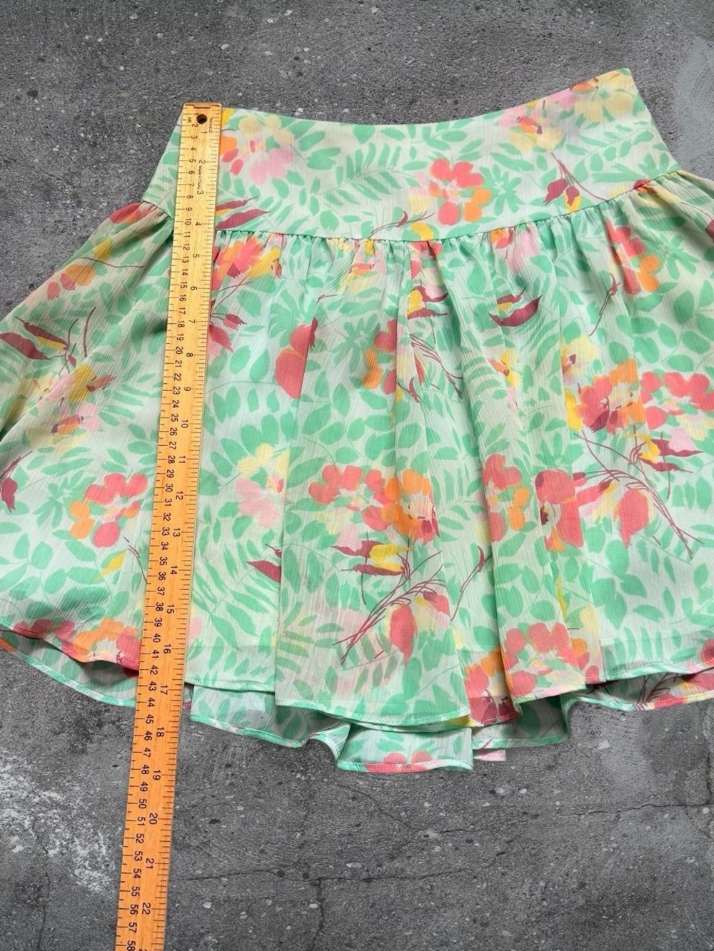 GAP Y2K Floral Mini Skirt Size 0 Pastel Green Flowy Fairycore - Picture 2 of 4